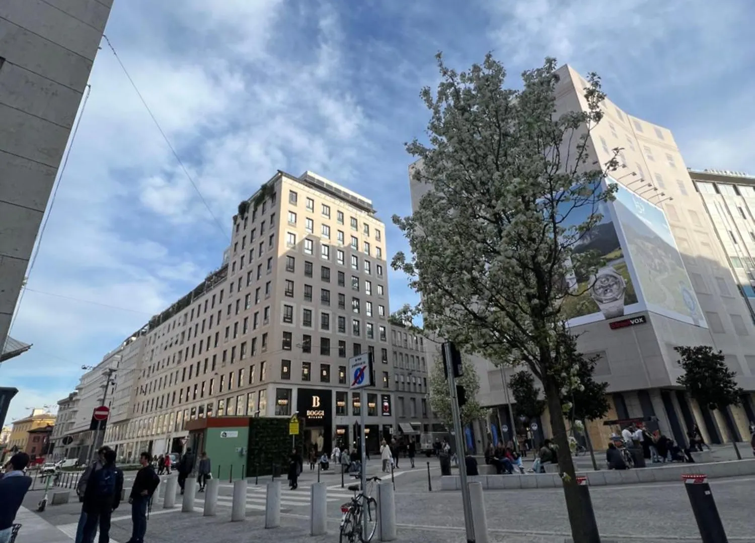 Design District Luxury Apartment Milan
