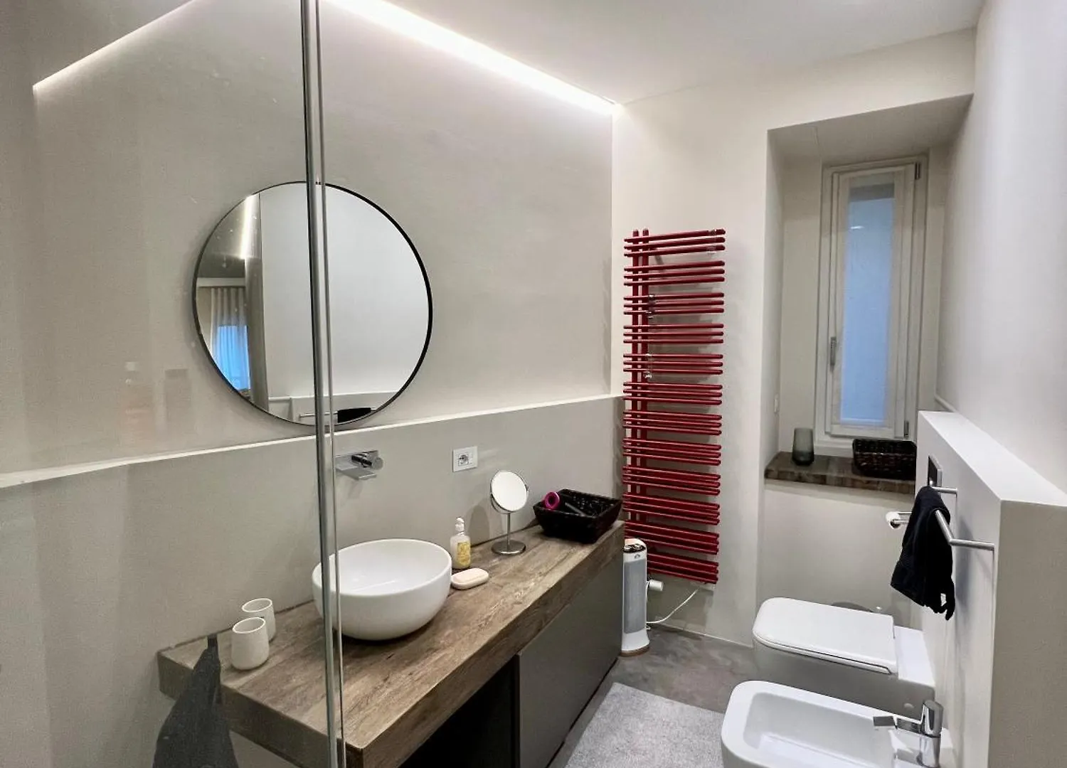 Design District Luxury Apartment 밀라노