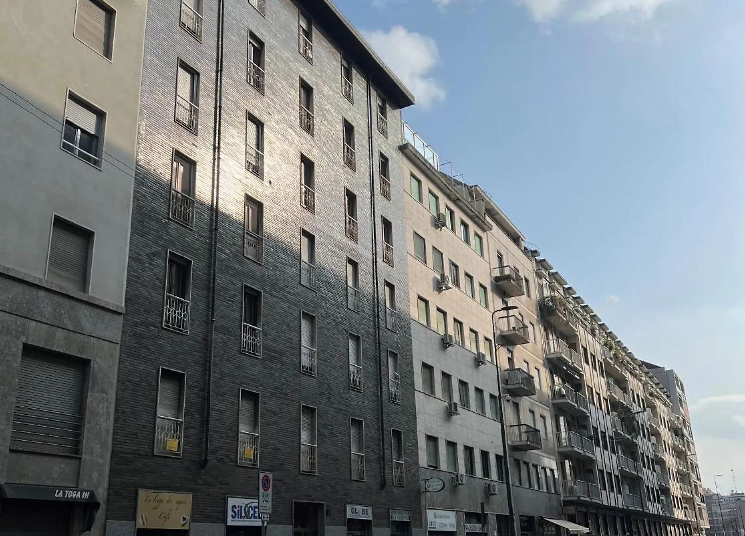 Design District Luxury Apartment 밀라노
